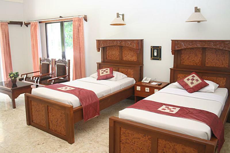 Melasti Kuta Bungalows & Spa Exterior photo